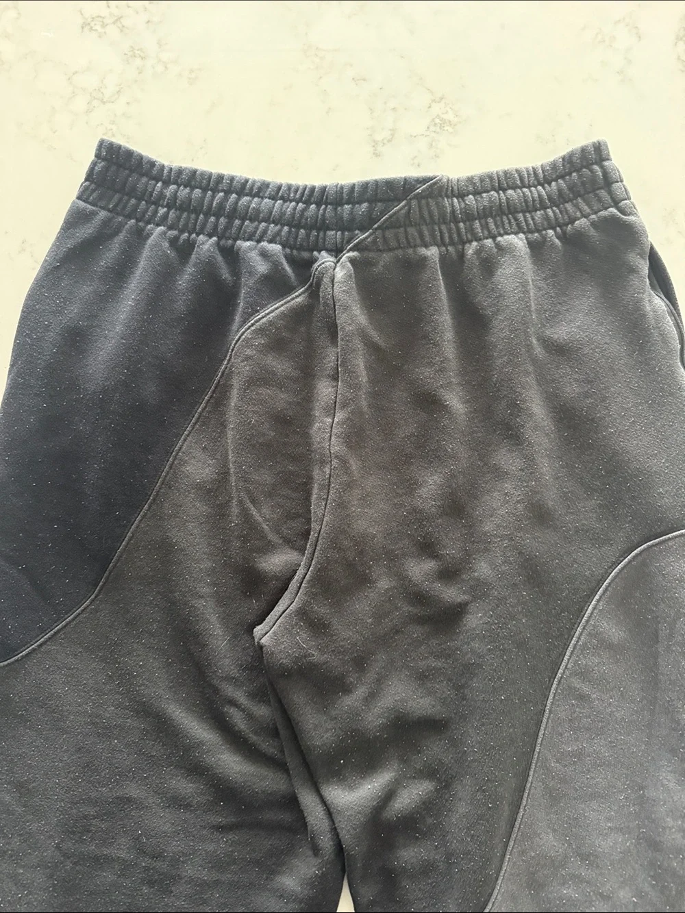 ALO Colorblock Wave Black Sweatpants